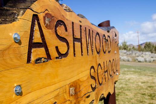 Ashwood Elementary School Sign
