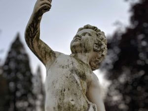 Statue at Oregon State Hospital