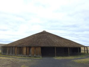 Peter French Round Barn exterior