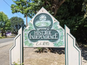 Welcome to Historic Independence sign